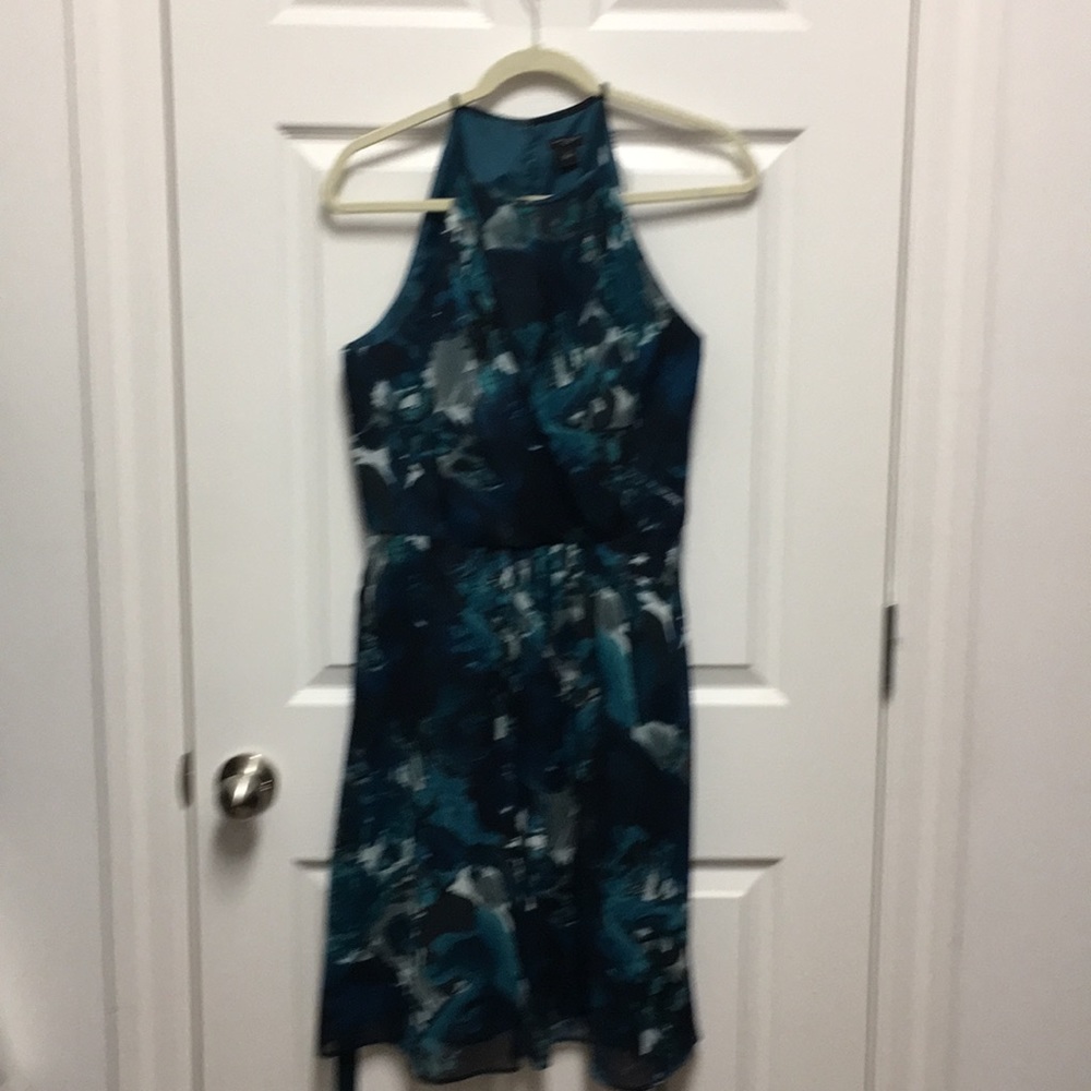 Women’s dress